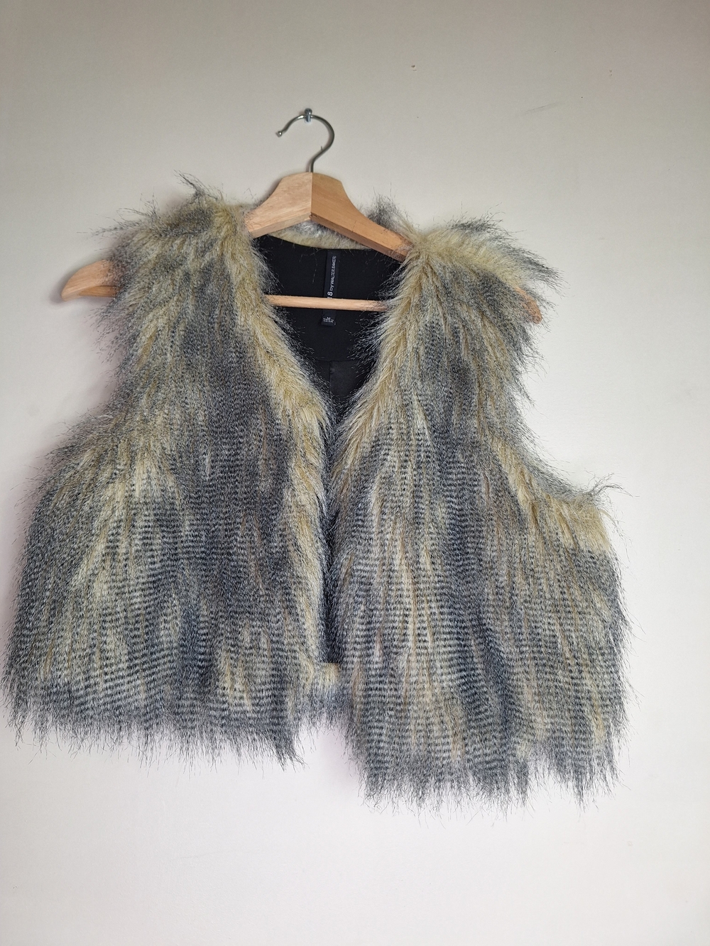 Walter Baker Girls' Faux Fur Vest in Gray and Cream Size M Like New